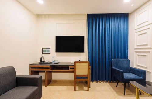 Jadupur Hotel | Treebo Premium Aasma Courtyard