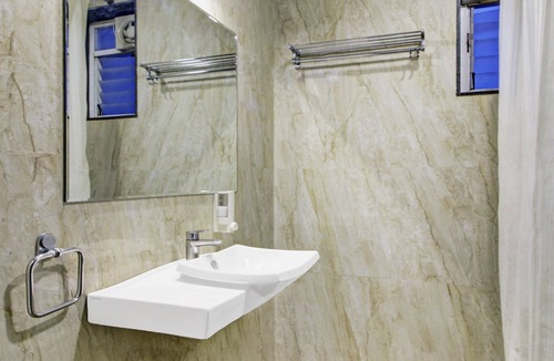 Nagpur Hotel | Treebo Premium Brijinn