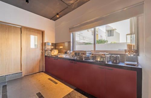 Coimbatore Hotel | Treebo Premium Corner Stay