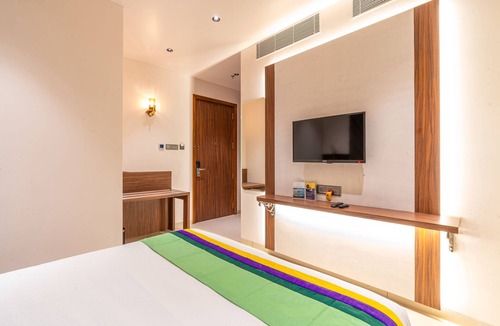 Thane West Hotel | Treebo Premium Heritage Grand, Thane