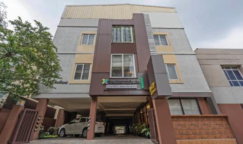 Nungambakkam Hotel | Treebo Premium Nestlay Rooms Nungambakkam