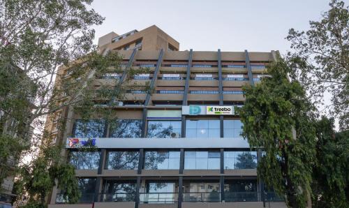 Paldi Hotel | Treebo Prince Plaza