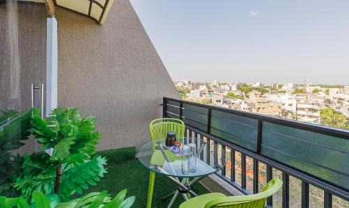 Paldi Hotel | Treebo Prince Plaza