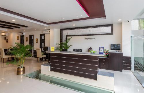 Stage 1 Hotel | Treebo Raj Premier, Indiranagar