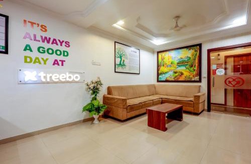 Vadodara Hotel | Treebo RVG, Alkapuri