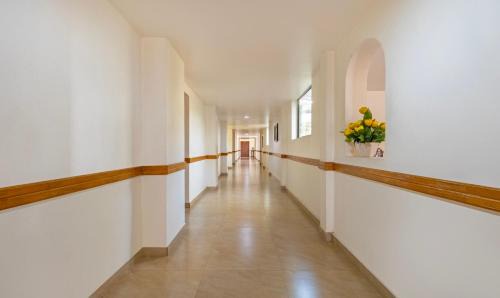 Kannur Hotel | Treebo Sadhoo Heritage