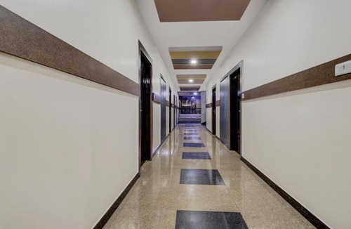 BTM Layout Hotel | Treebo Sahara Suites 750 M From St Johns Medical College And Hospital