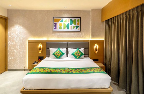 Rajgurunagar Hotel | Treebo Sairadha