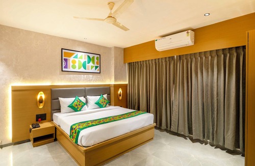 Rajgurunagar Hotel | Treebo Sairadha
