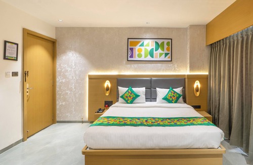 Rajgurunagar Hotel | Treebo Sairadha