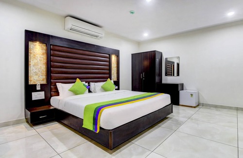 RR Nagar Hotel | Treebo Sampradaya Bistro, Mailasandra