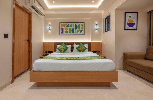 Thaltej Hotel | Treebo Shree Krishna Palace