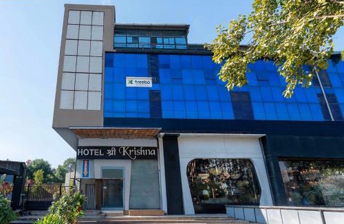Thaltej Hotel | Treebo Shree Krishna Palace