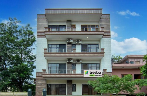 Noida Hotel | Treebo Swastika Premium