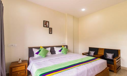 Kakabe Hotel | Treebo The Rove with Swimming Pool