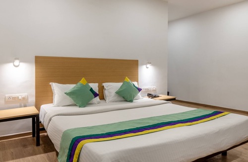 Central Chennai Hotel | Treebo Treetops Inn - Anna Nagar