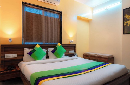 Pune Hotel | Treebo Trend The White Castle