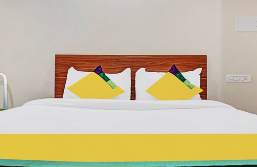 Pune Hotel | Treebo Trip Sai Krupa