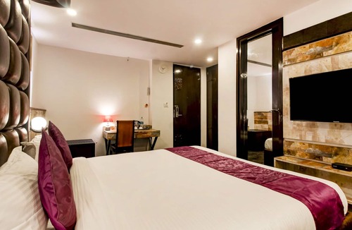 Banjara Hills Hotel | Treebo Tryst F One