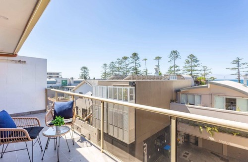 Dee Why Apartment | Trendy Apartment on Dee Why Beach