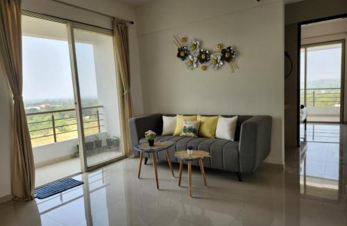 Nashik Apartment | Trinity Stays Nashik - Mountain view Entire Apartment close to Sula