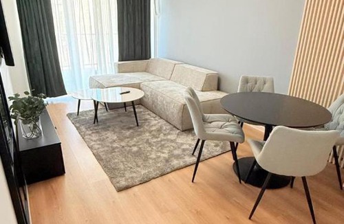 Targoviste Apartment | TRIO Sun Class Park Residence
