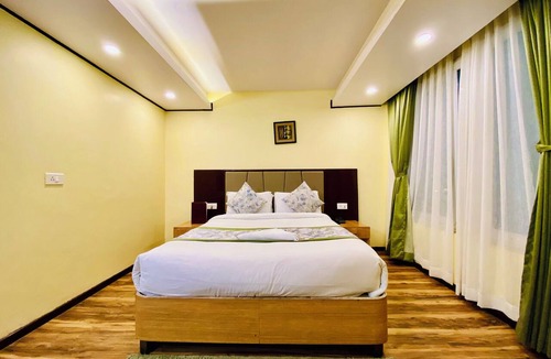 Darjeeling Hotel | Tripoo Potala Palce