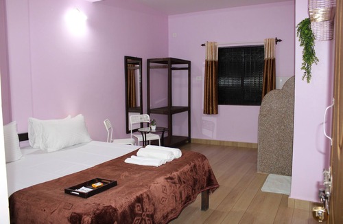 Gauravaddo Villa | TriSam Villa - Stylish Homestay - 5 mins from the beach