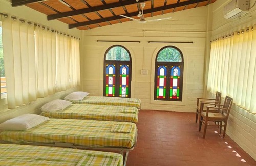 Gudiyatham House | TRK Farms, Vinmeen retreat
