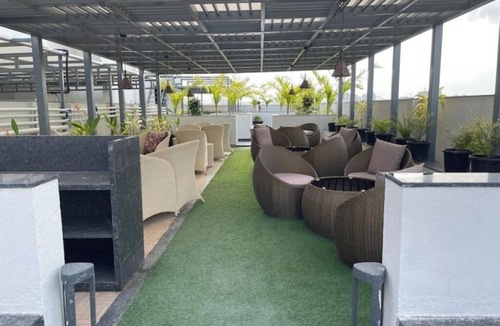 Baner Apartment | Tropical 2BR/SkyPool & Lounge