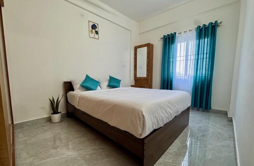 Whitefield Apartment | Truelife Whitefield - Premium 1 BHK Apartments - Prime location - Easy access to Main Rd - Metro - ITPL - Fast WiFi - Kitchen - Smart TV - Power backup - Park - Garden views