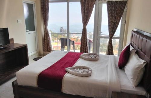 Ooty Hotel | TULIPS VILLAGE RESORTS - A Valley View Abode