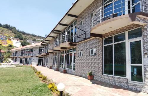 Ooty Hotel | TULIPS VILLAGE RESORTS - A Valley View Abode