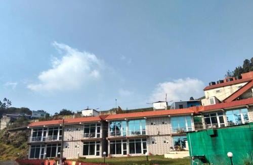 Ooty Hotel | TULIPS VILLAGE RESORTS - A Valley View Abode