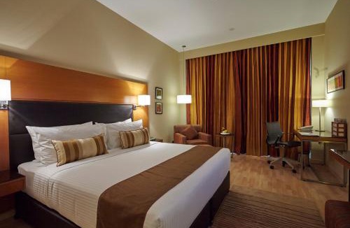 Perungudi Hotel | Turyaa Chennai - OMR IT Expressway