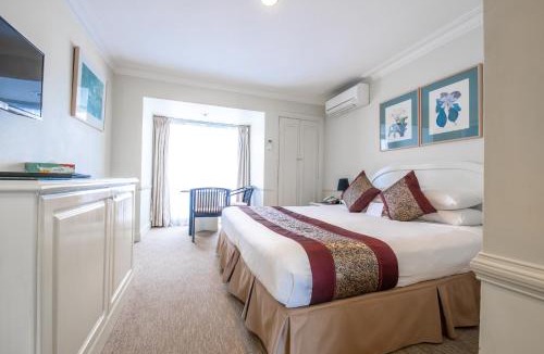 Greenwich Hotel | Twin Towers Inn