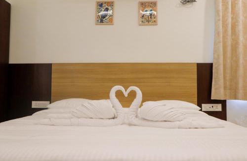 Tirupati Villa | Twin Vila Luxury Stays
