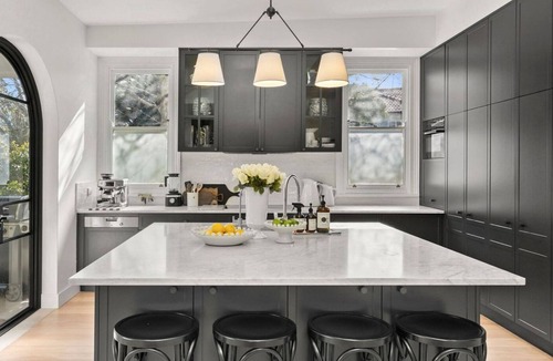 Mosman House | Uber Luxury Cottage -5 Bedrooms in heart of Mosman