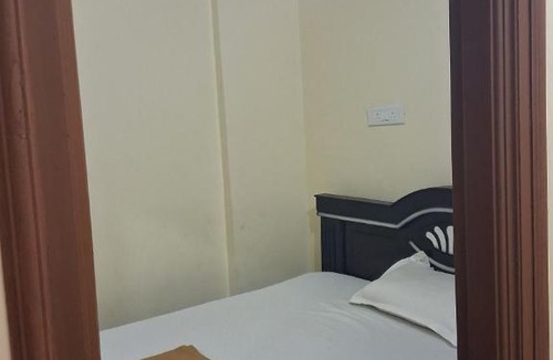 Udupi Hotel | UDUPI YATHRINiVAS
