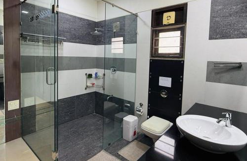 Ahmedabad House | Ultra-Luxurious 3BHK 1st Floor of bungalow