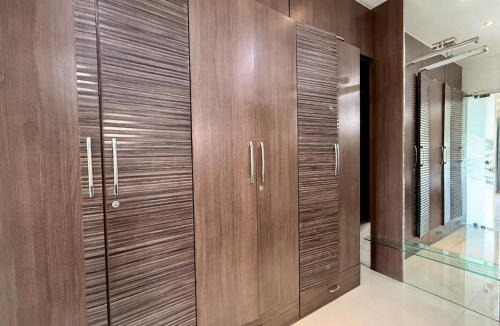 Ahmedabad House | Ultra-Luxurious 3BHK 1st Floor of bungalow