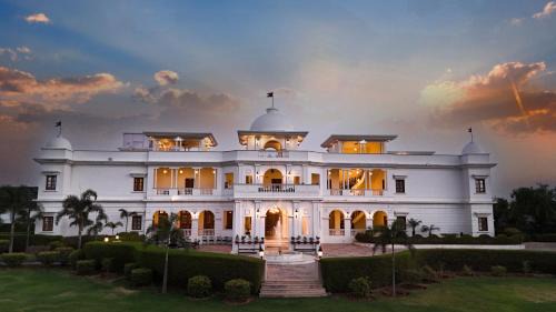 Rajawas Resort | Umaid Farm Resort- A Legacy Vintage Stay In Jaipur