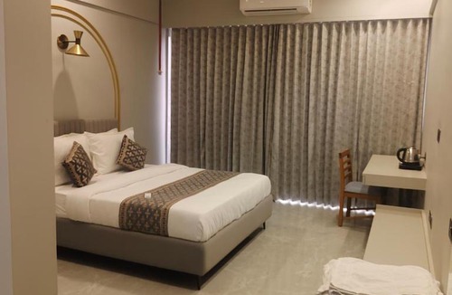 Ahmedabad Hotel | Umbrellaa Hotels