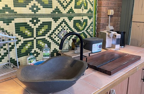 Hazelbrook Apartment | Unique Getaway Spa Retreat with Watsu Pool & aquatic treatments| Blue Mountains