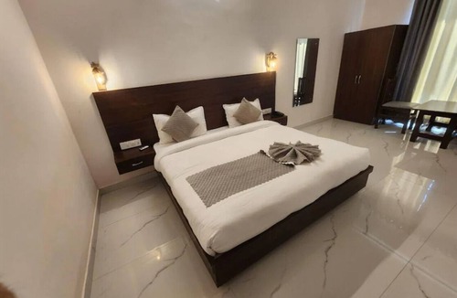 Bail Parao Apartment | Unit 1 - Corbett The Vedant