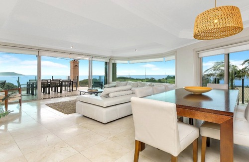 Terrigal House | Unit 12 - 3 Bedroom Premier Ocean View