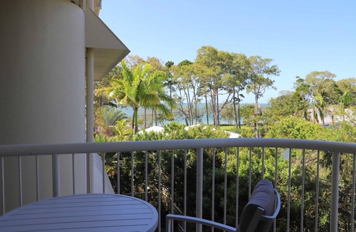 Torquay Apartment | Unit 17 Charlton on the Esplanade