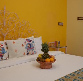 Lake Swaroop Sagar Hostel | Unplanned Hostel Udaipur