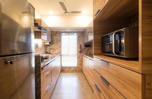 Khar Apartment | Upscale 2 bedroom apartment
