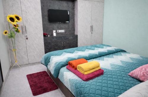 Jhotwara Apartment | Urban Comfort Modern Private 1BHK Couple Friendly